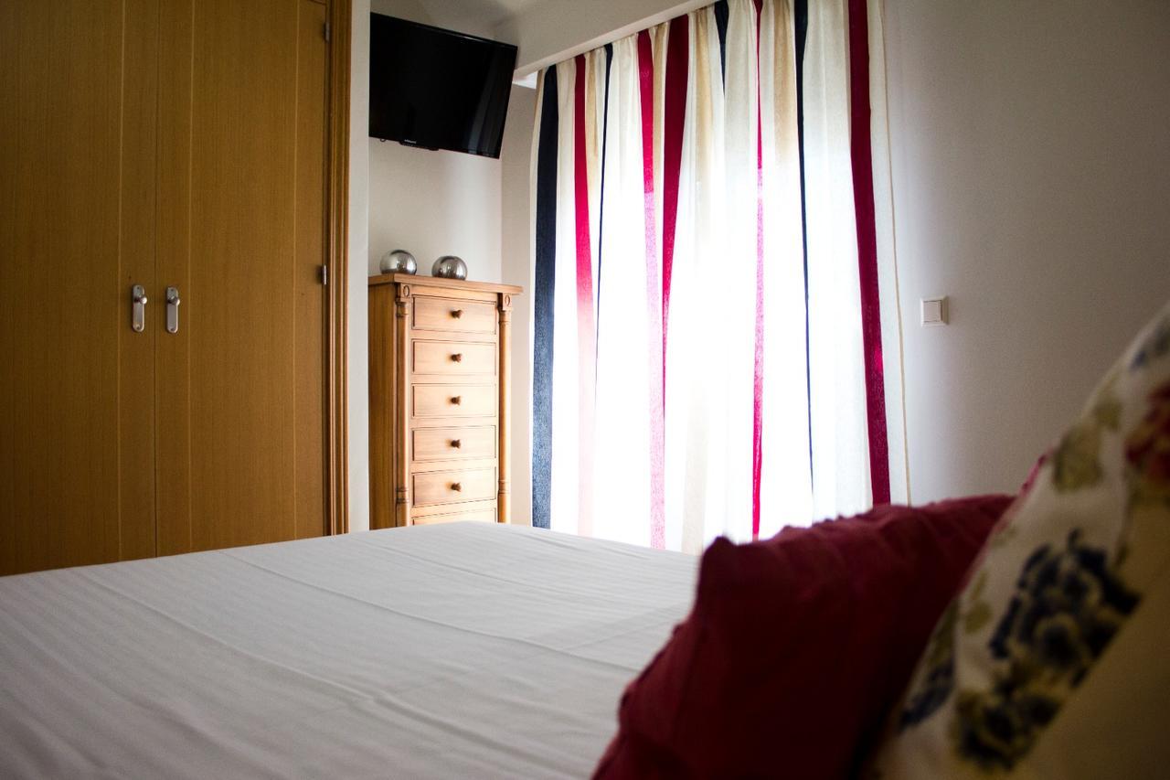 Puerta De Ronda Apartment Luaran gambar