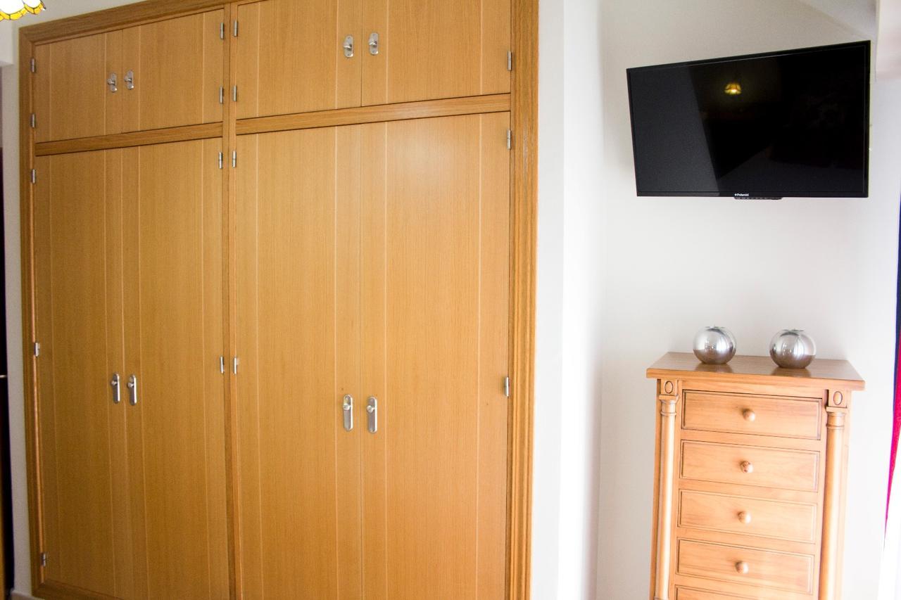 Puerta De Ronda Apartment Luaran gambar