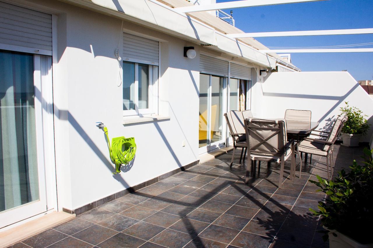 Puerta De Ronda Apartment Luaran gambar